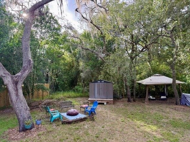 9825 LEGUNA STREET — photo 14 of 40
