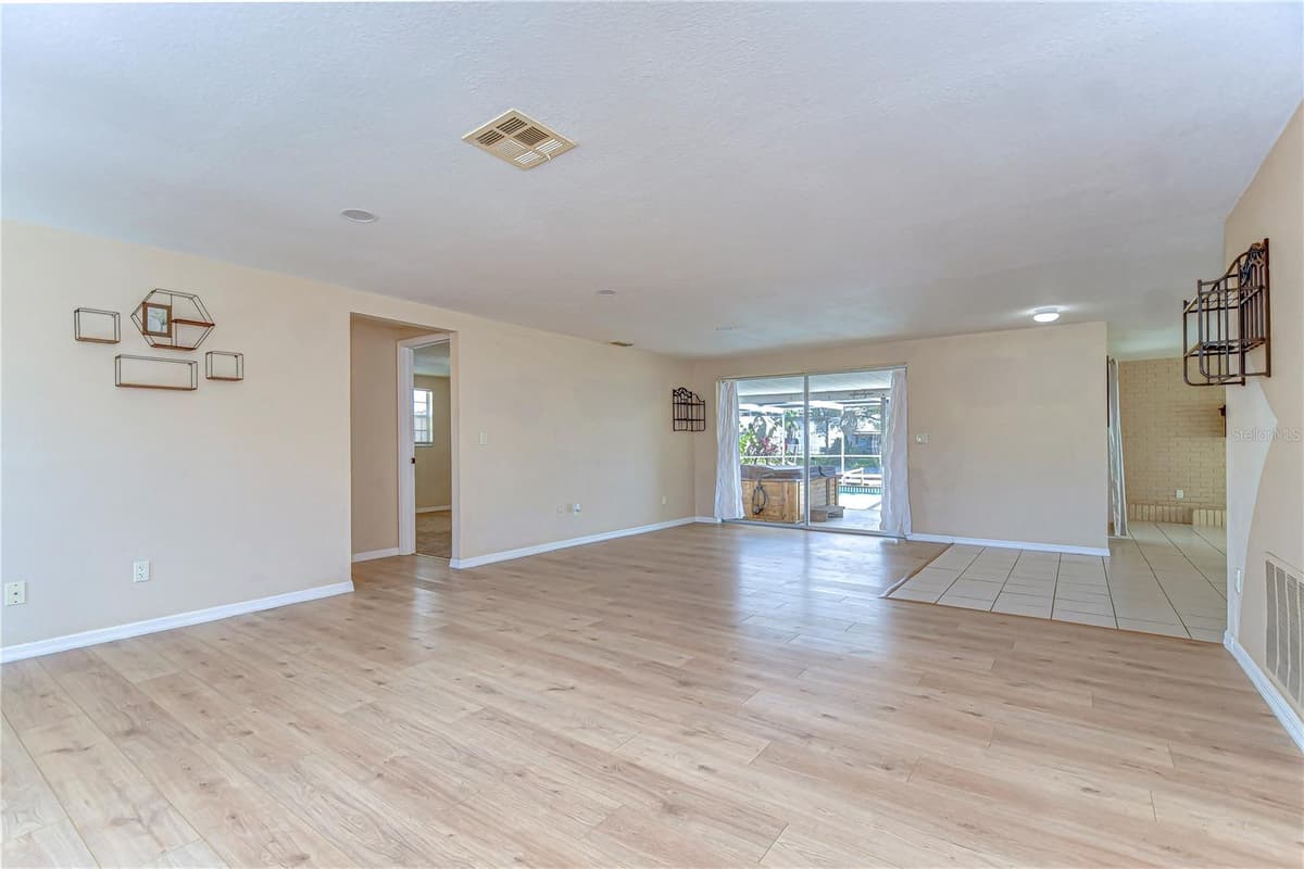 9826 ISLAND HARBOR DRIVE — photo 22 of 73