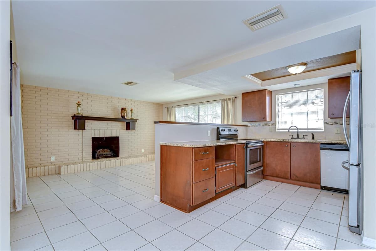 9826 ISLAND HARBOR DRIVE — photo 28 of 73