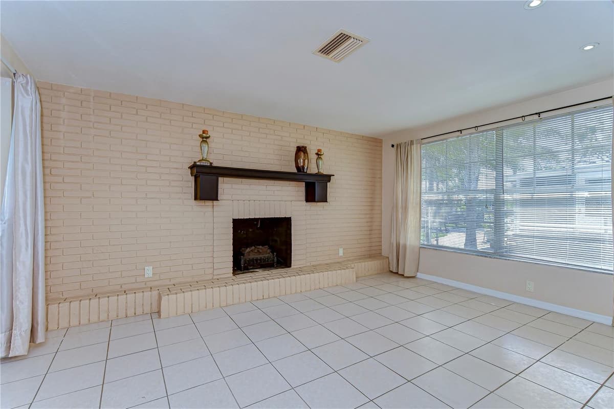 9826 ISLAND HARBOR DRIVE — photo 30 of 73