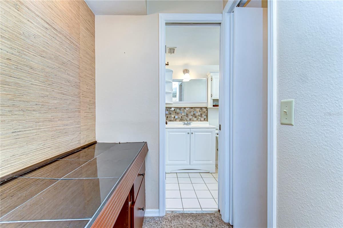 9826 ISLAND HARBOR DRIVE — photo 46 of 73