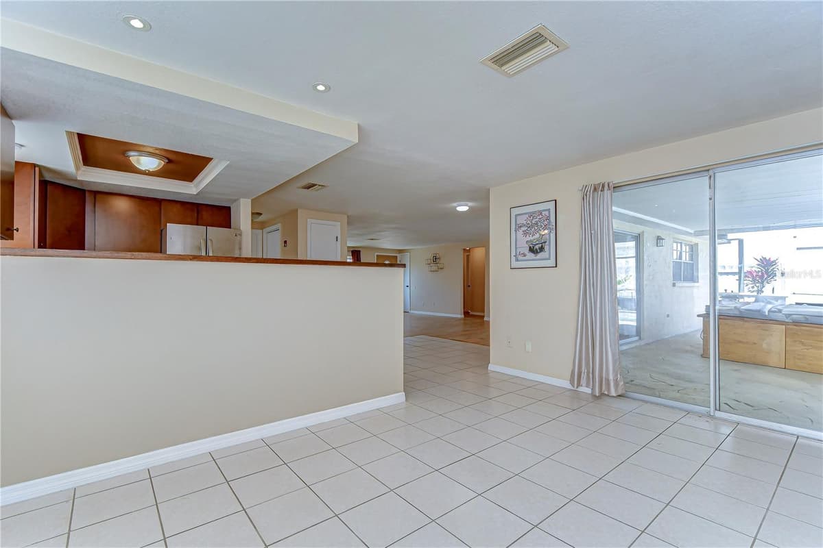 9826 ISLAND HARBOR DRIVE — photo 32 of 73