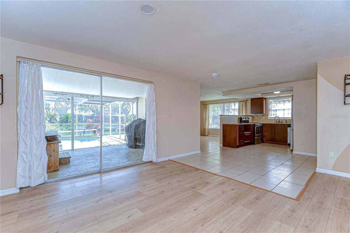 9826 ISLAND HARBOR DRIVE — photo 25 of 73