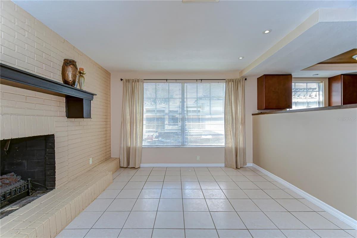 9826 ISLAND HARBOR DRIVE — photo 31 of 73