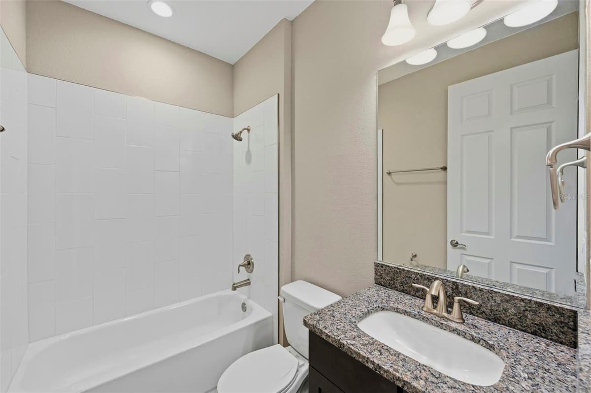 14519 WOODLAND SPUR DRIVE — photo 19 of 54