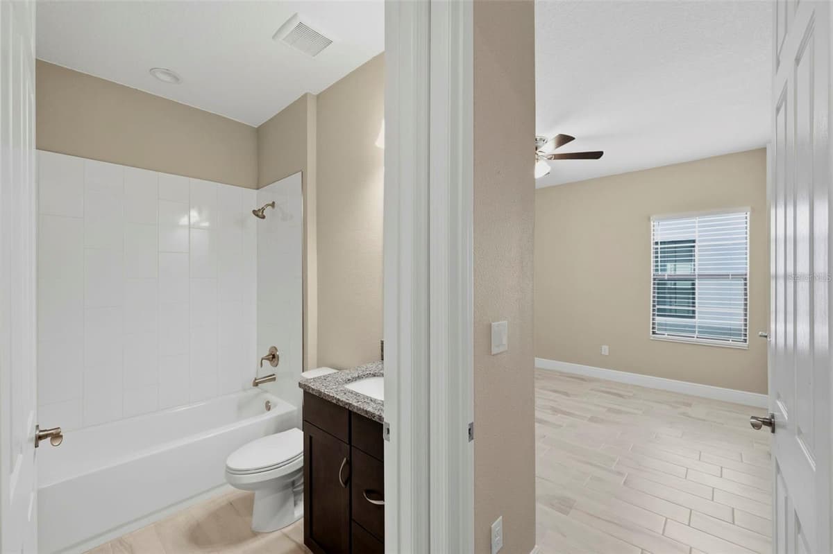 14519 WOODLAND SPUR DRIVE — photo 18 of 54