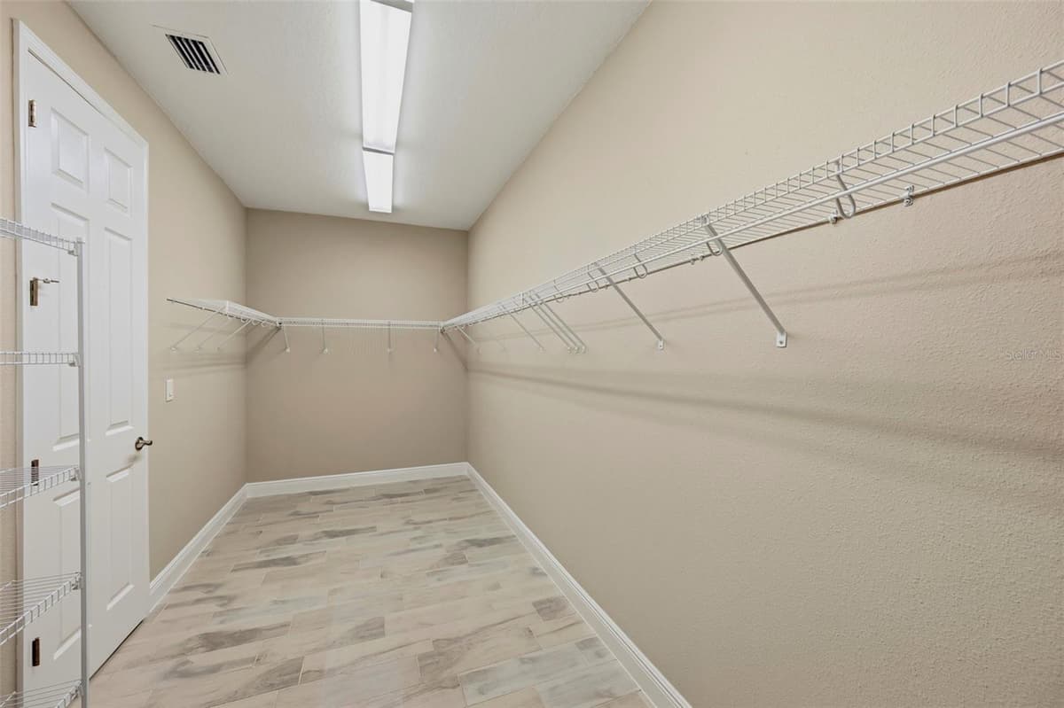 14519 WOODLAND SPUR DRIVE — photo 36 of 54