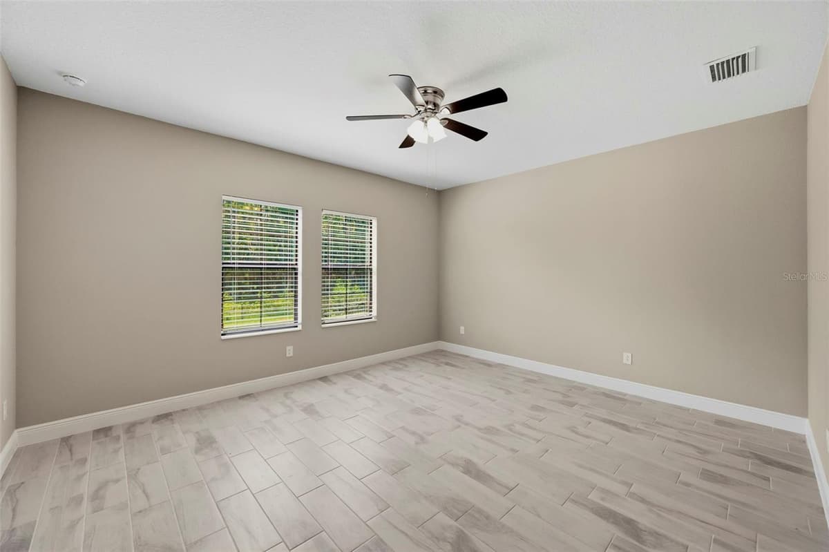 14519 WOODLAND SPUR DRIVE — photo 7 of 54