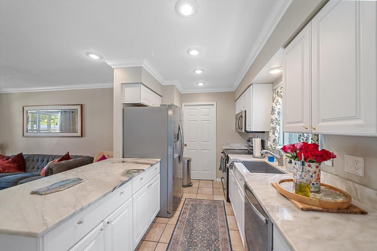 3338 BAILEY STREET — photo 5 of 24