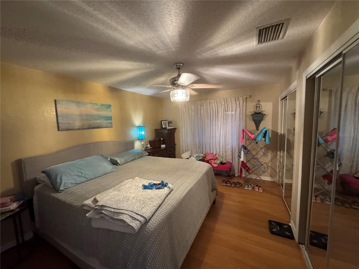 2104 BRADFORD STREET — photo 17 of 25