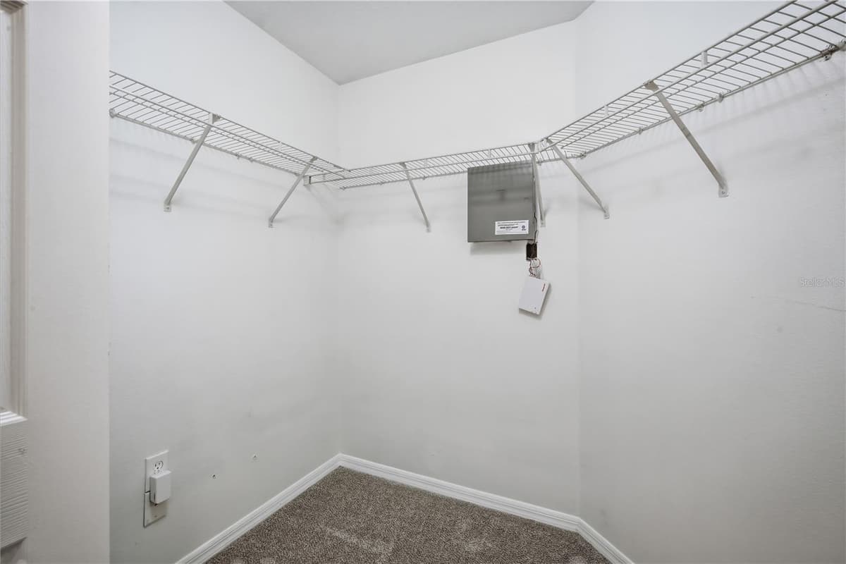 5912 BRAMBLE BUSH COURT — photo 29 of 60