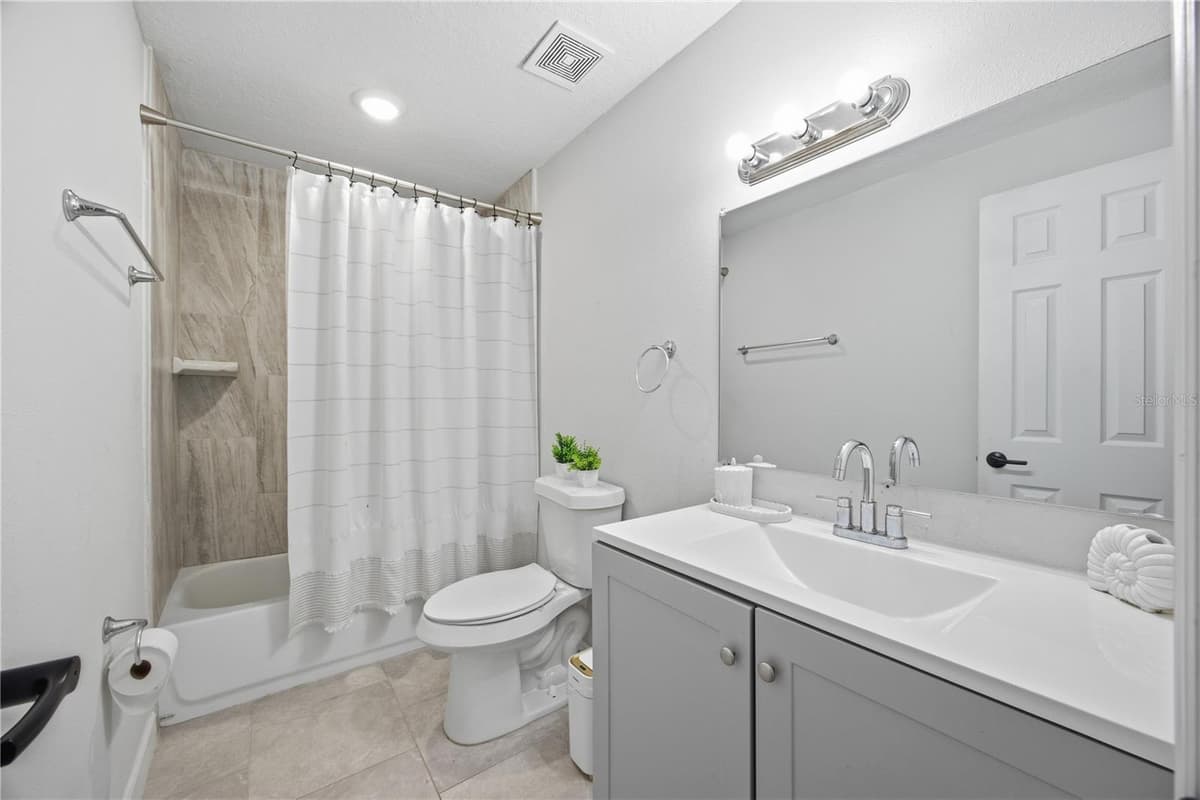 2350 VALLEY DRIVE — photo 15 of 15