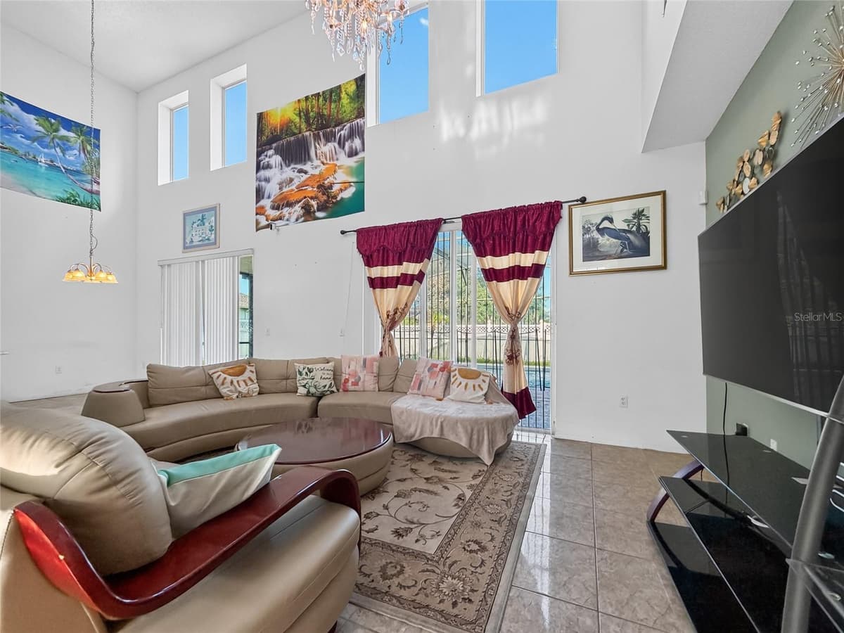 443 MARLBERRY LEAF AVENUE — photo 10 of 51