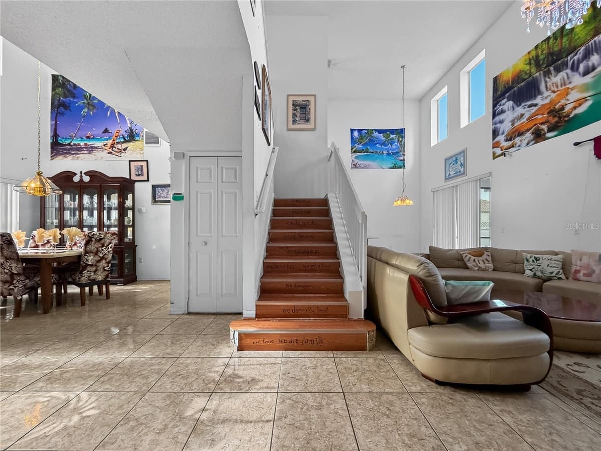 443 MARLBERRY LEAF AVENUE — photo 8 of 51