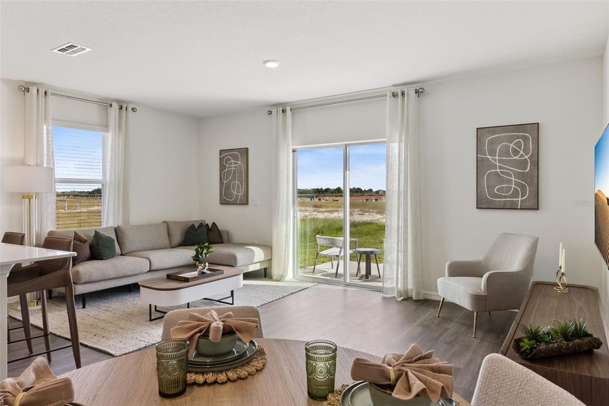 4272 BUTTERSCOTCH CIRCLE — photo 16 of 30