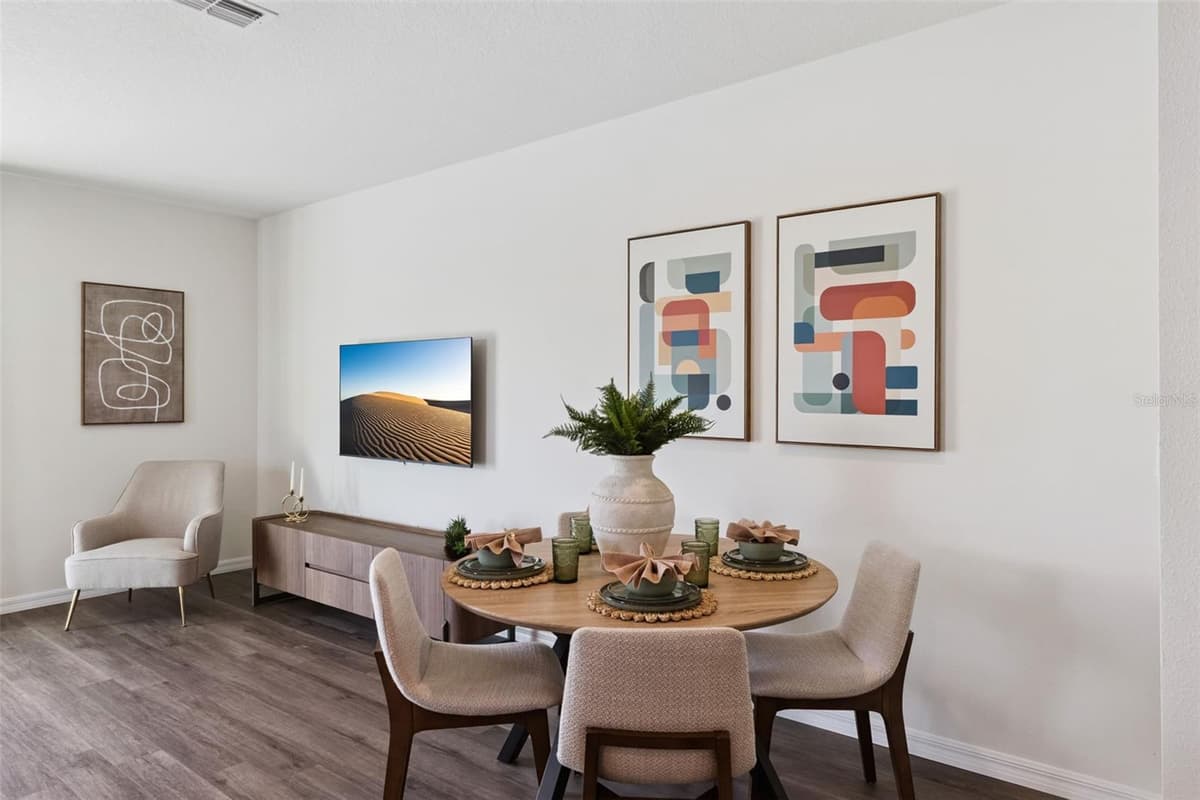 4272 BUTTERSCOTCH CIRCLE — photo 15 of 30