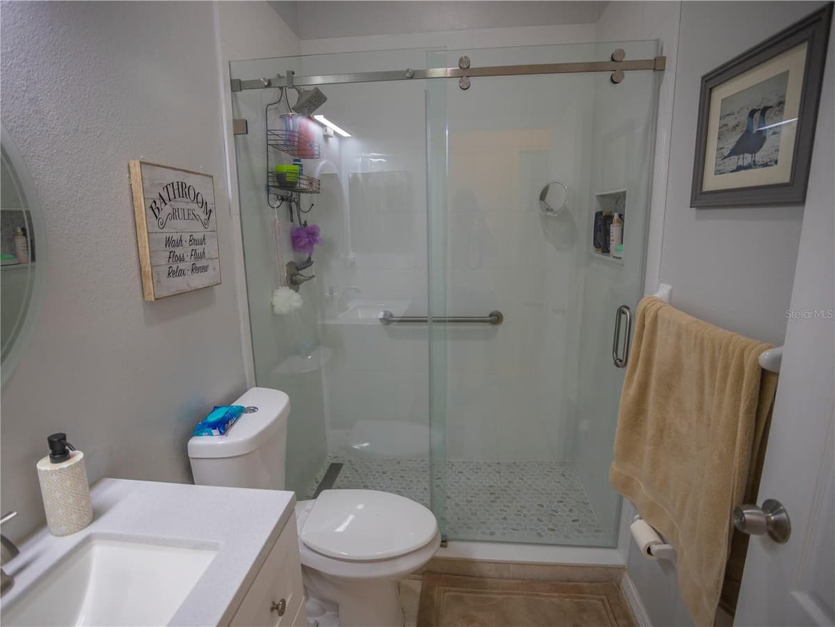 12537 HOLLYBROOK LANE — photo 18 of 24