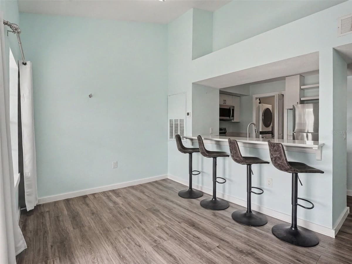 5144 CITY STREET — photo 4 of 30