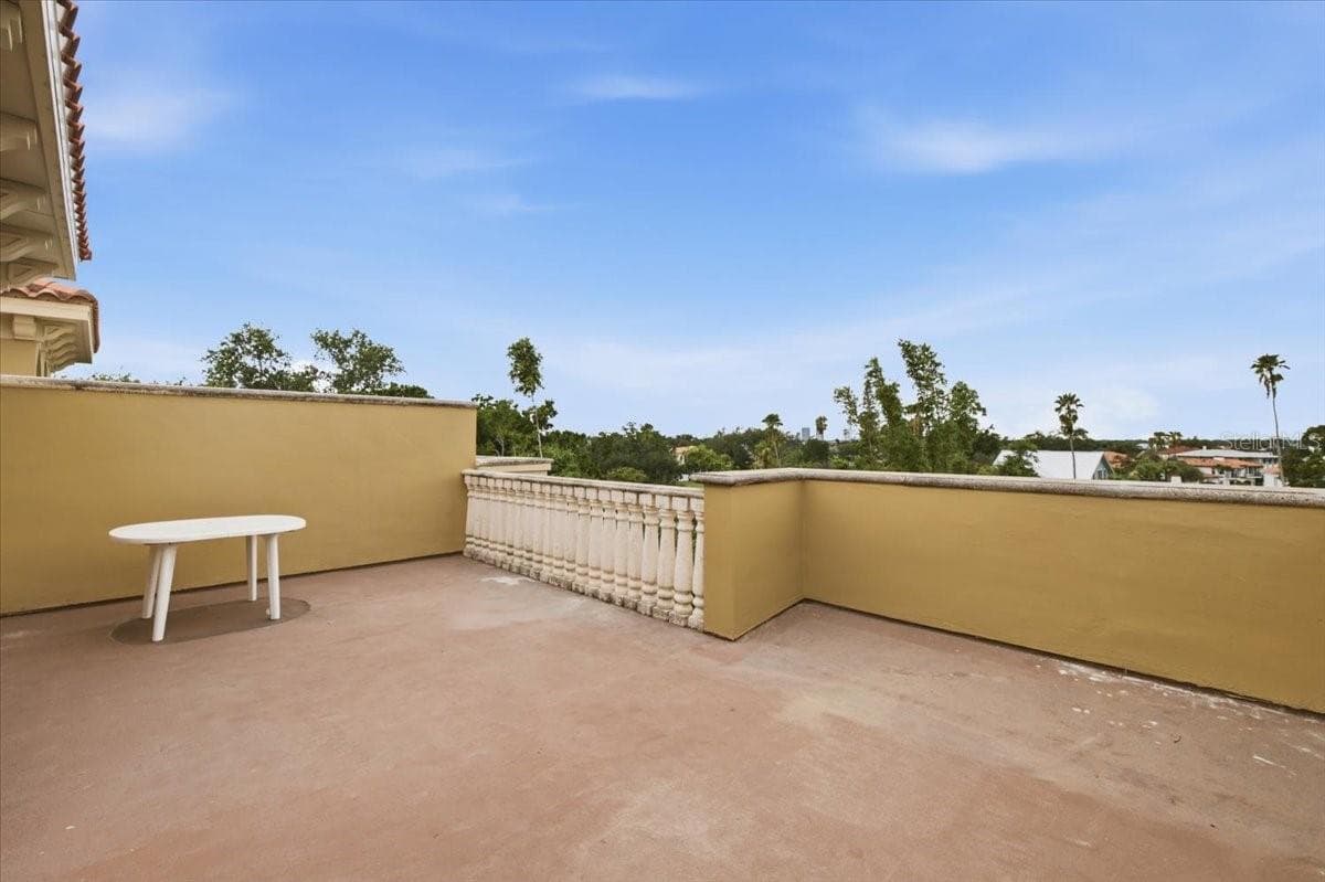 114 DAVIS BOULEVARD — photo 43 of 52
