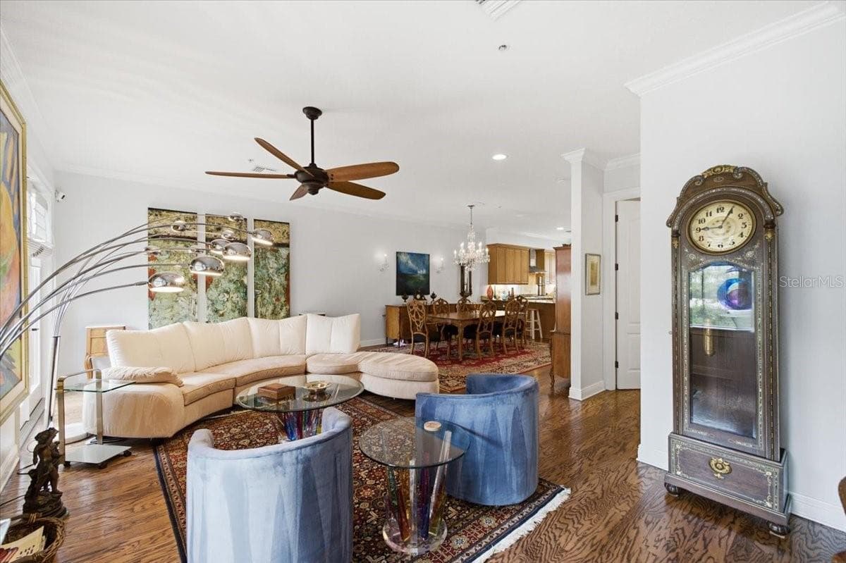 114 DAVIS BOULEVARD — photo 12 of 52