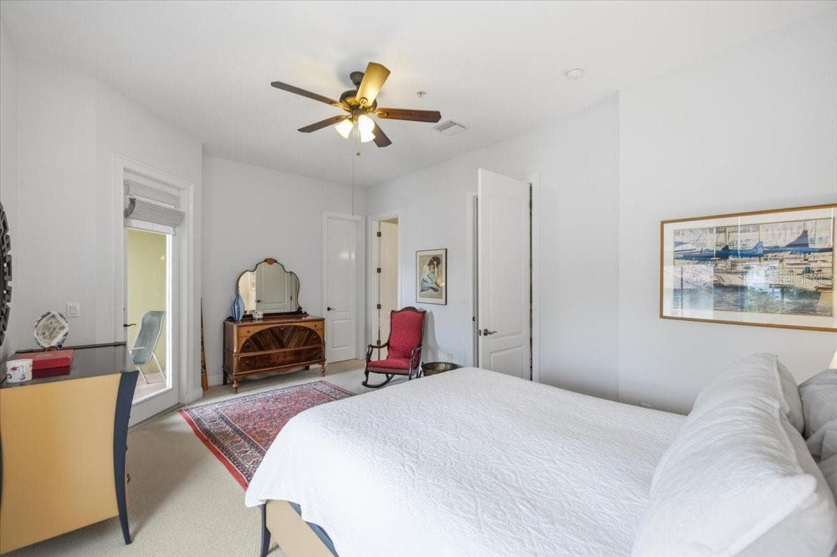 114 DAVIS BOULEVARD — photo 21 of 52