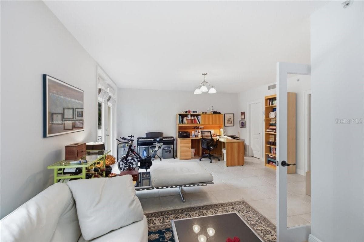 114 DAVIS BOULEVARD — photo 35 of 52