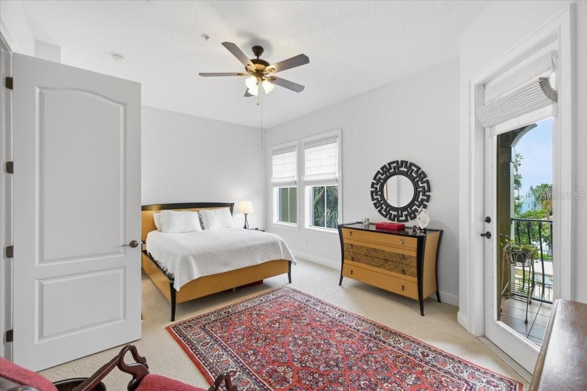 114 DAVIS BOULEVARD — photo 19 of 52