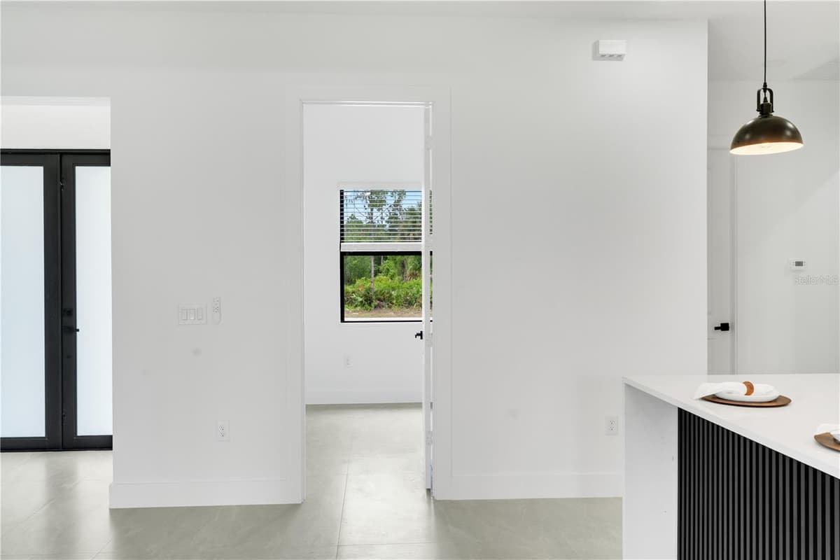 1047 MERRY STREET — photo 18 of 45