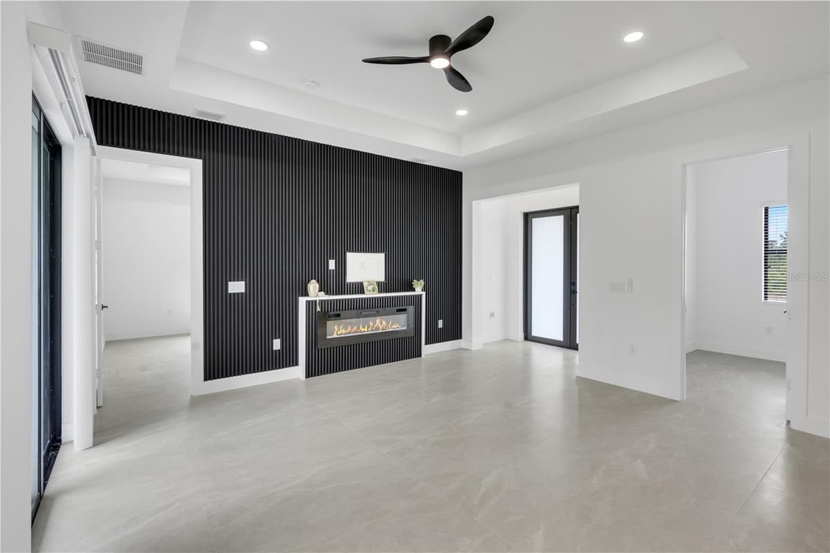 1047 MERRY STREET — photo 11 of 45