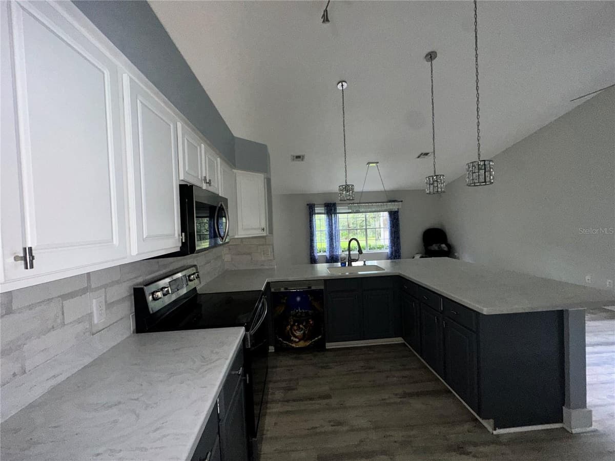 4242 LEAFWAY CIRCLE — photo 15 of 19
