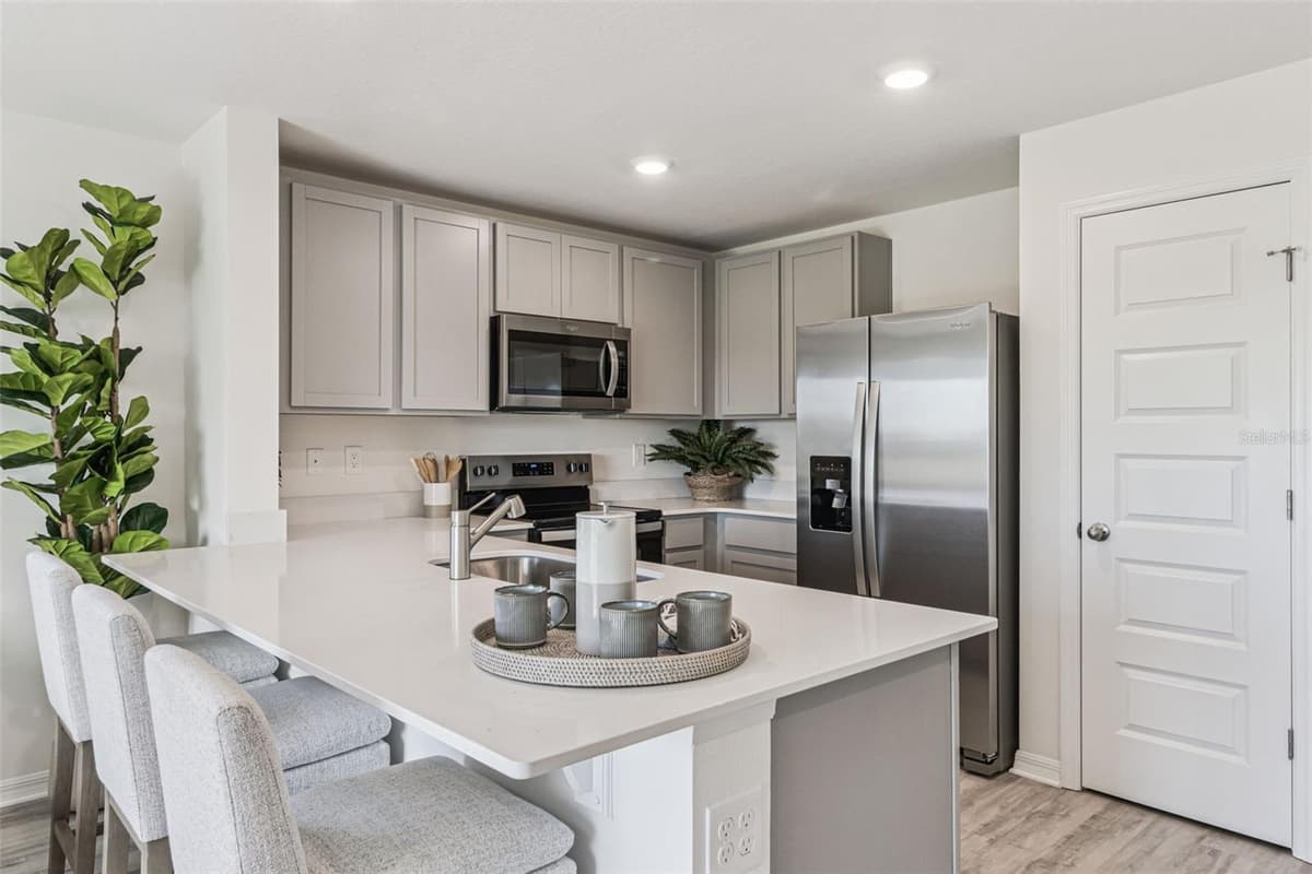 4270 BUTTERSCOTCH CIRCLE — photo 11 of 29
