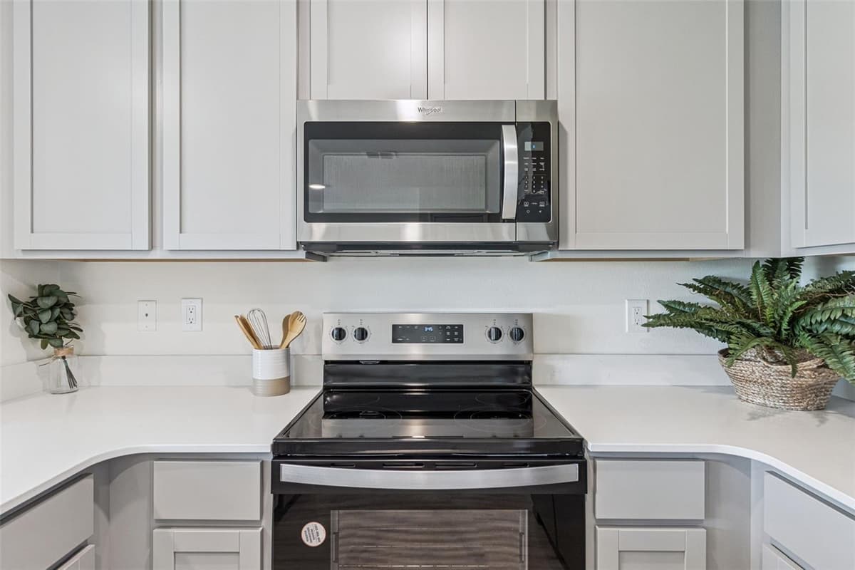 4270 BUTTERSCOTCH CIRCLE — photo 12 of 29
