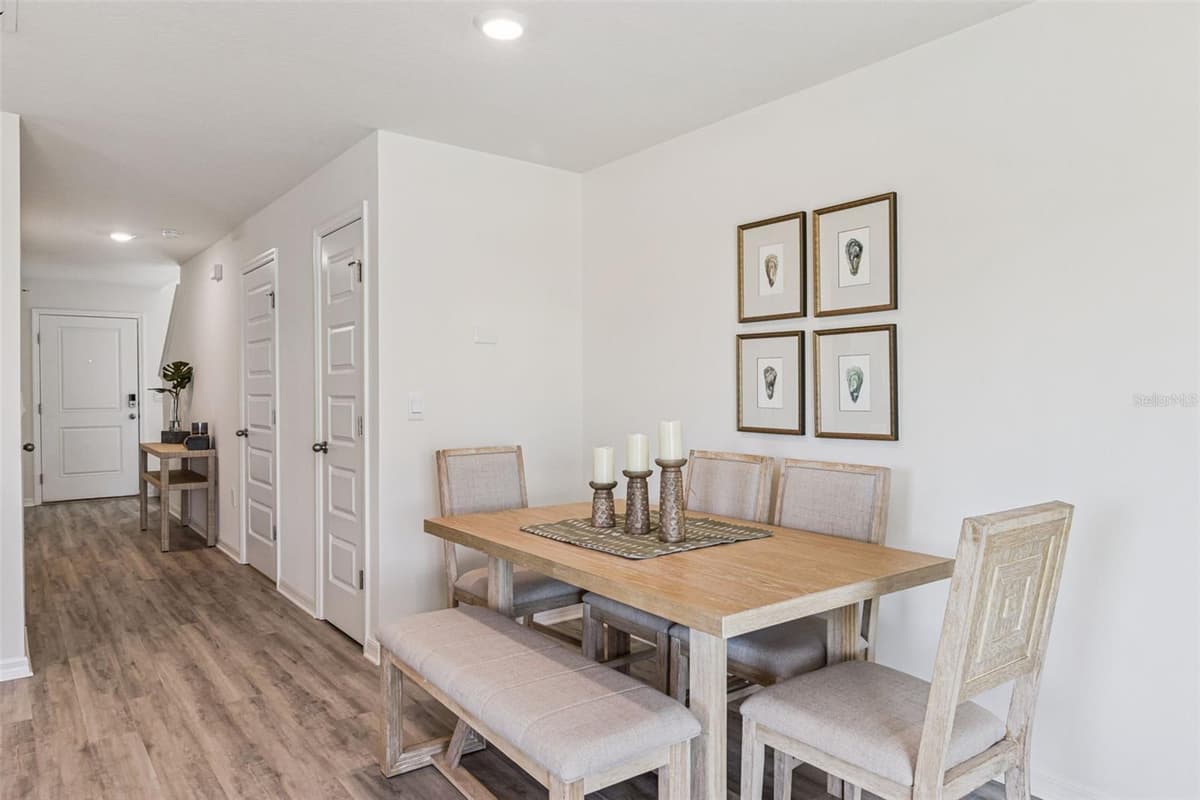 4270 BUTTERSCOTCH CIRCLE — photo 7 of 29