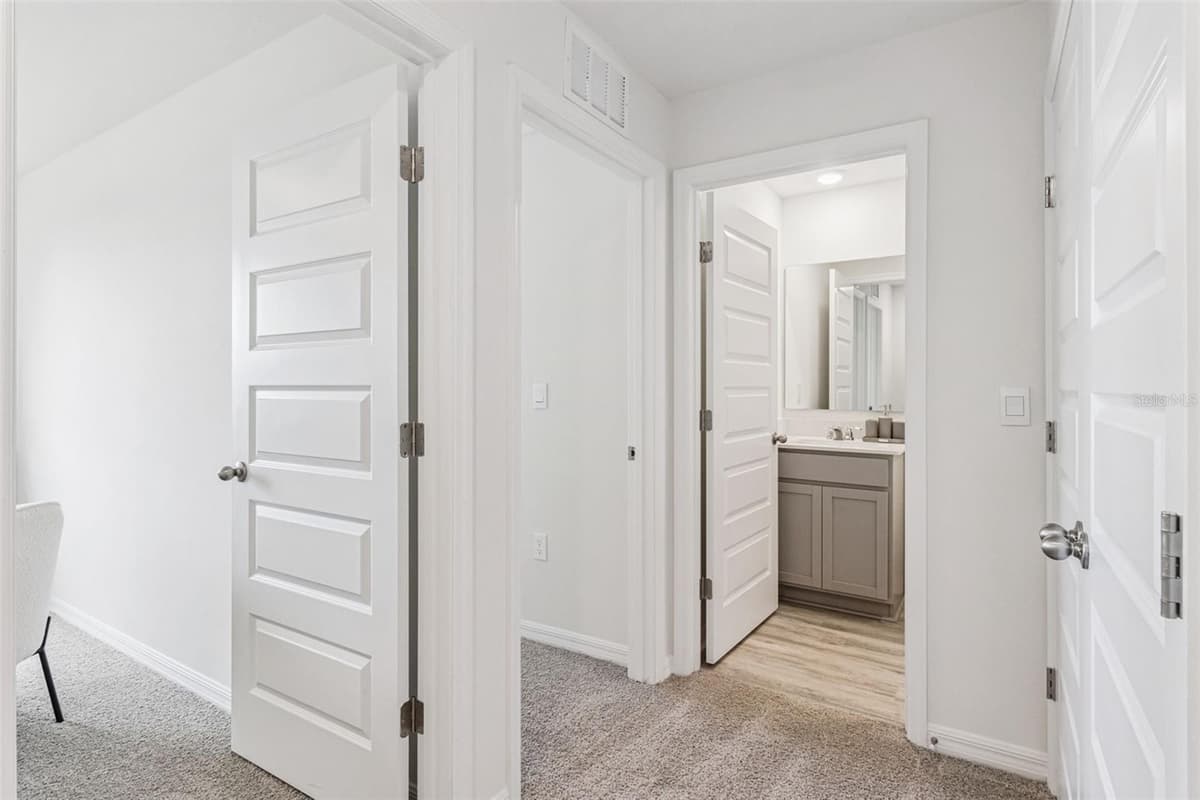 4270 BUTTERSCOTCH CIRCLE — photo 16 of 29