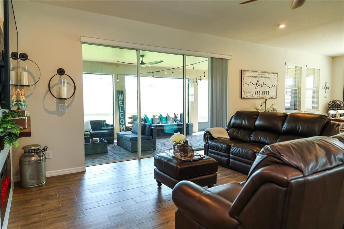 5416 CARRARA COURT — photo 17 of 42