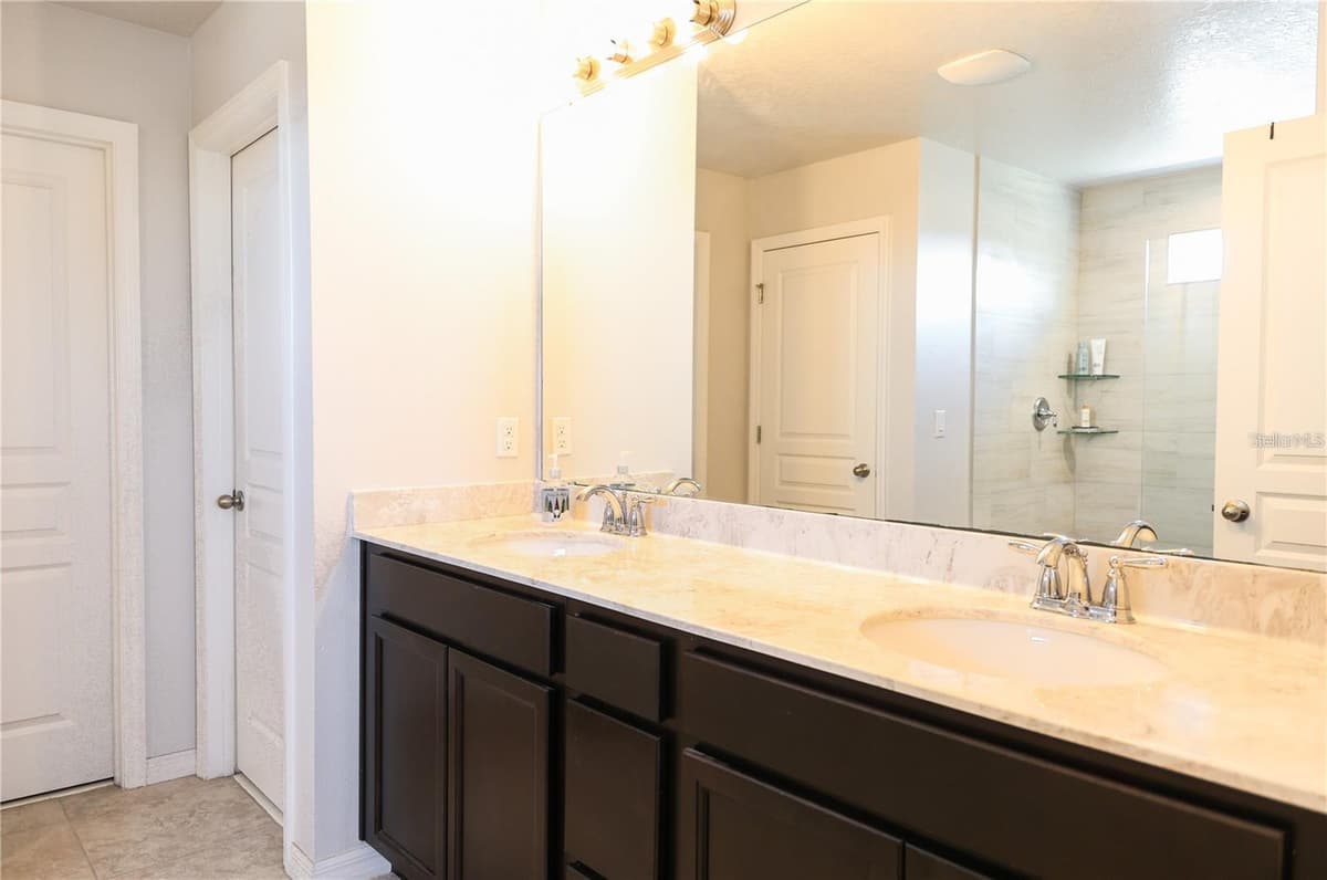 5416 CARRARA COURT — photo 29 of 42
