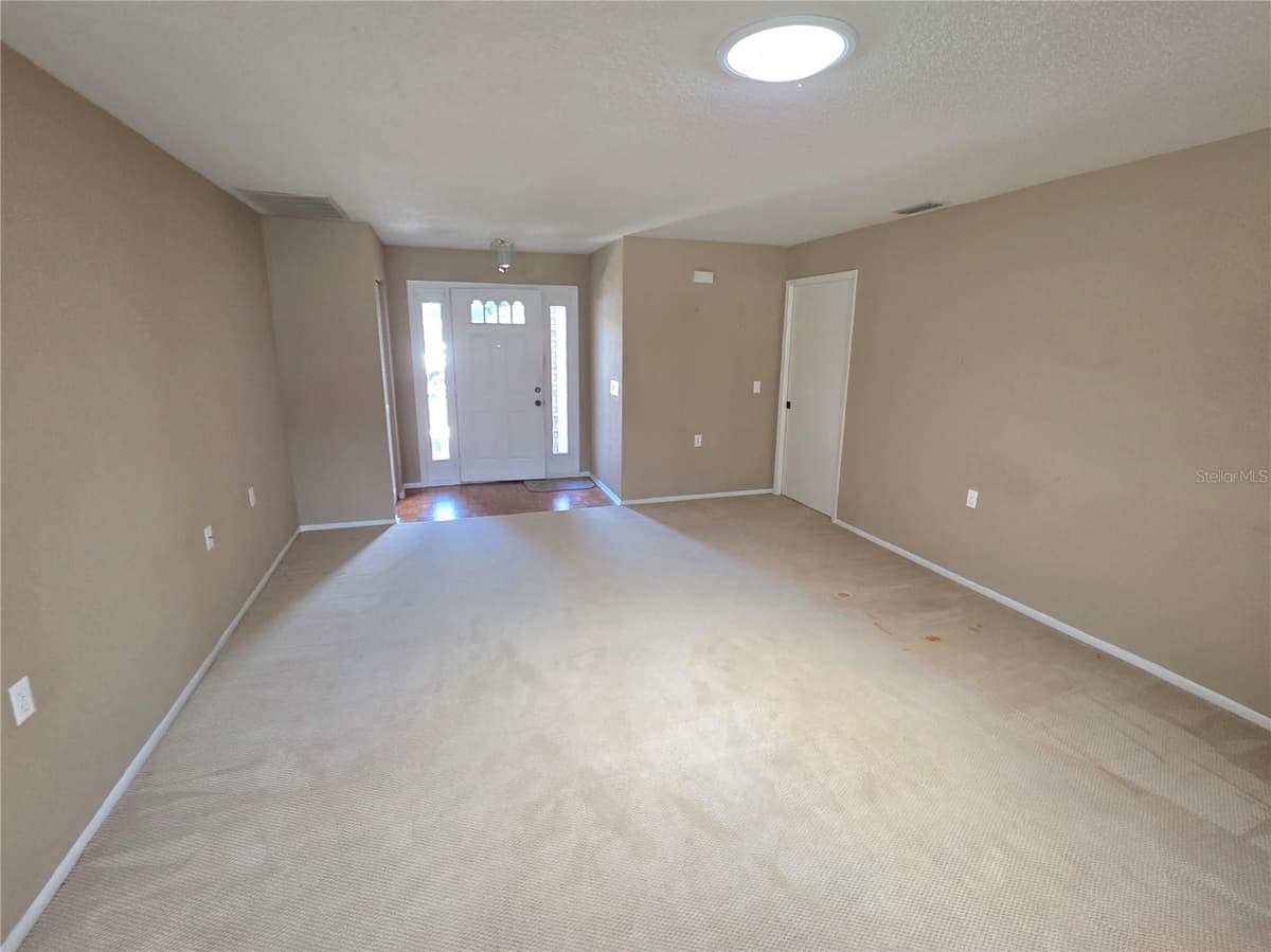 7376 MEADOW BROOK LANE — photo 2 of 33