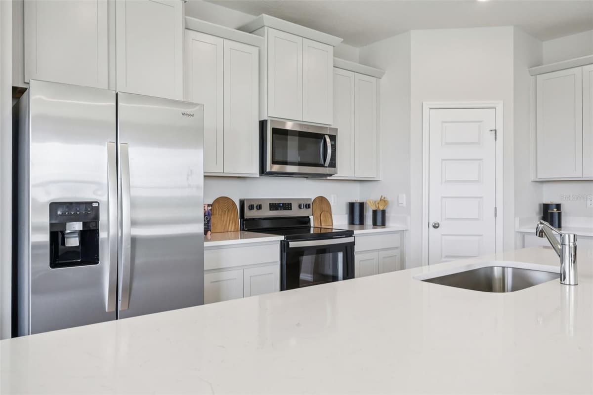 5308 CLOUDBERRY AVENUE — photo 14 of 31