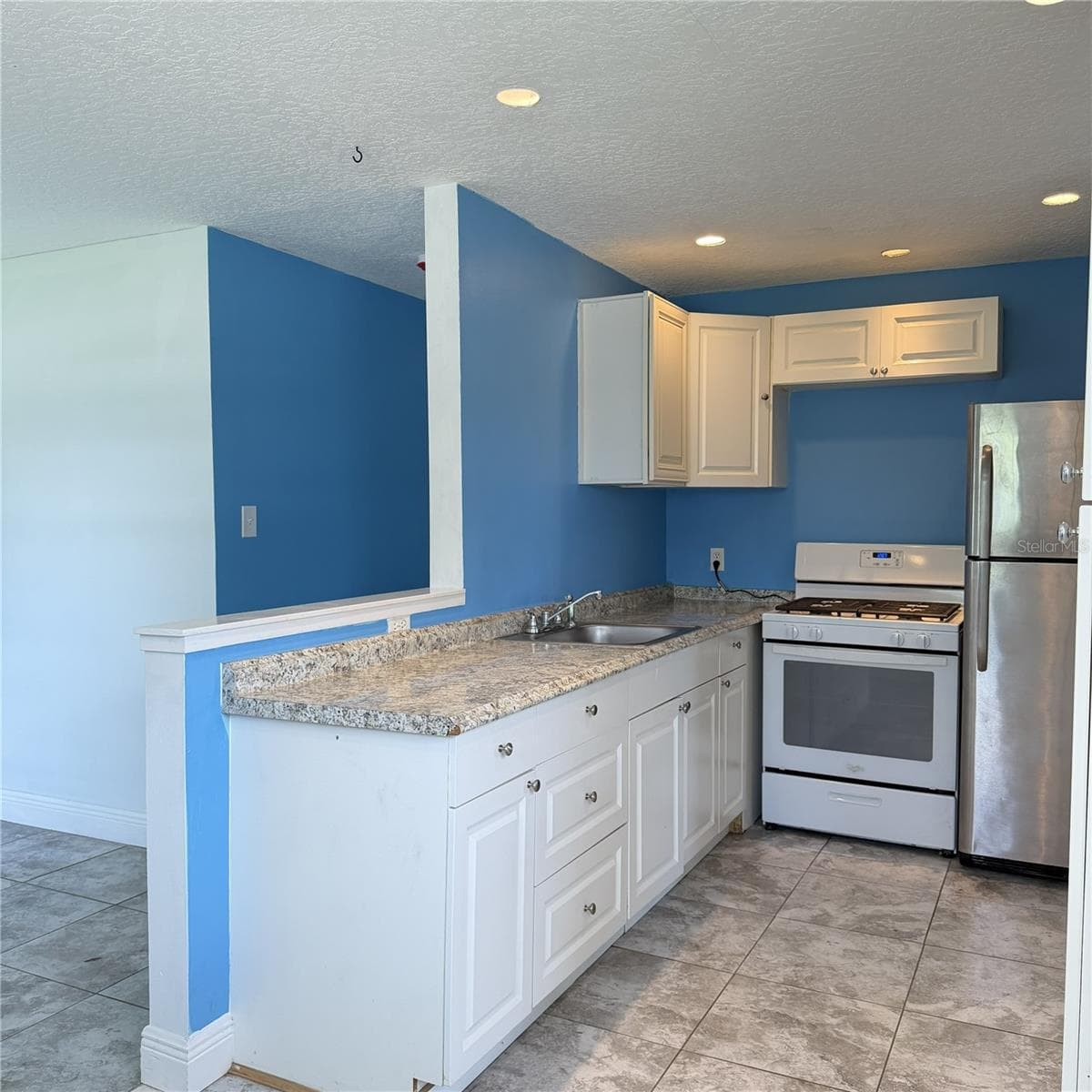 2884 TROPIC RD — photo 5 of 21