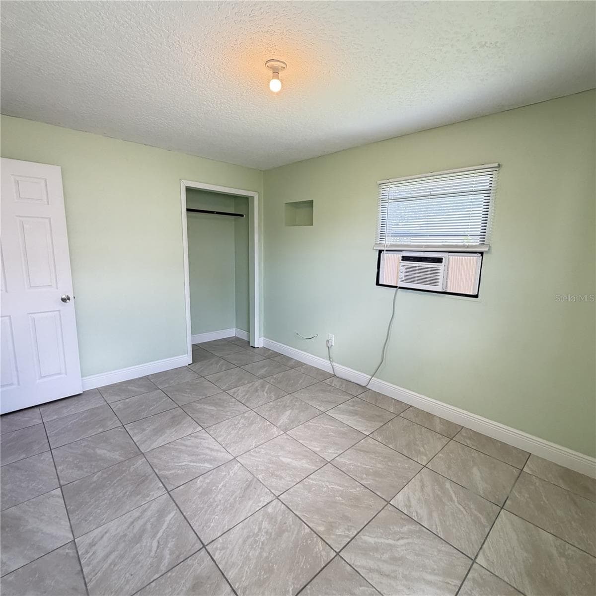2884 TROPIC RD — photo 9 of 21