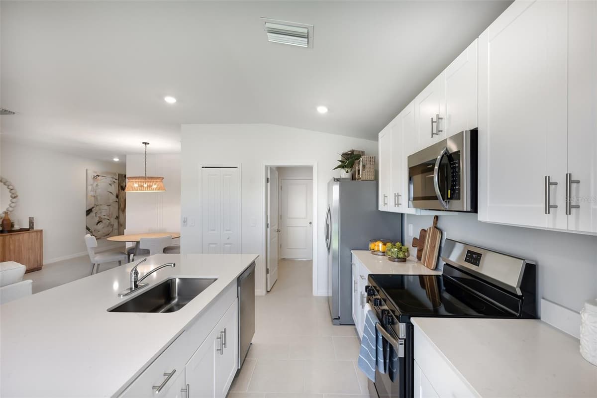 3508 IMARI STREET — photo 6 of 30