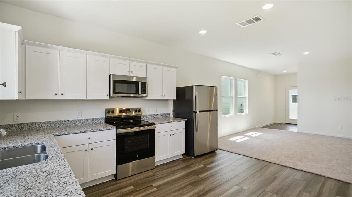 5859 KALAMATA DRIVE — photo 9 of 20