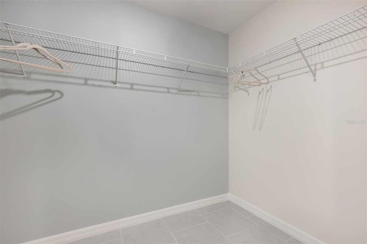 12077 BEIMAN AVENUE — photo 19 of 30