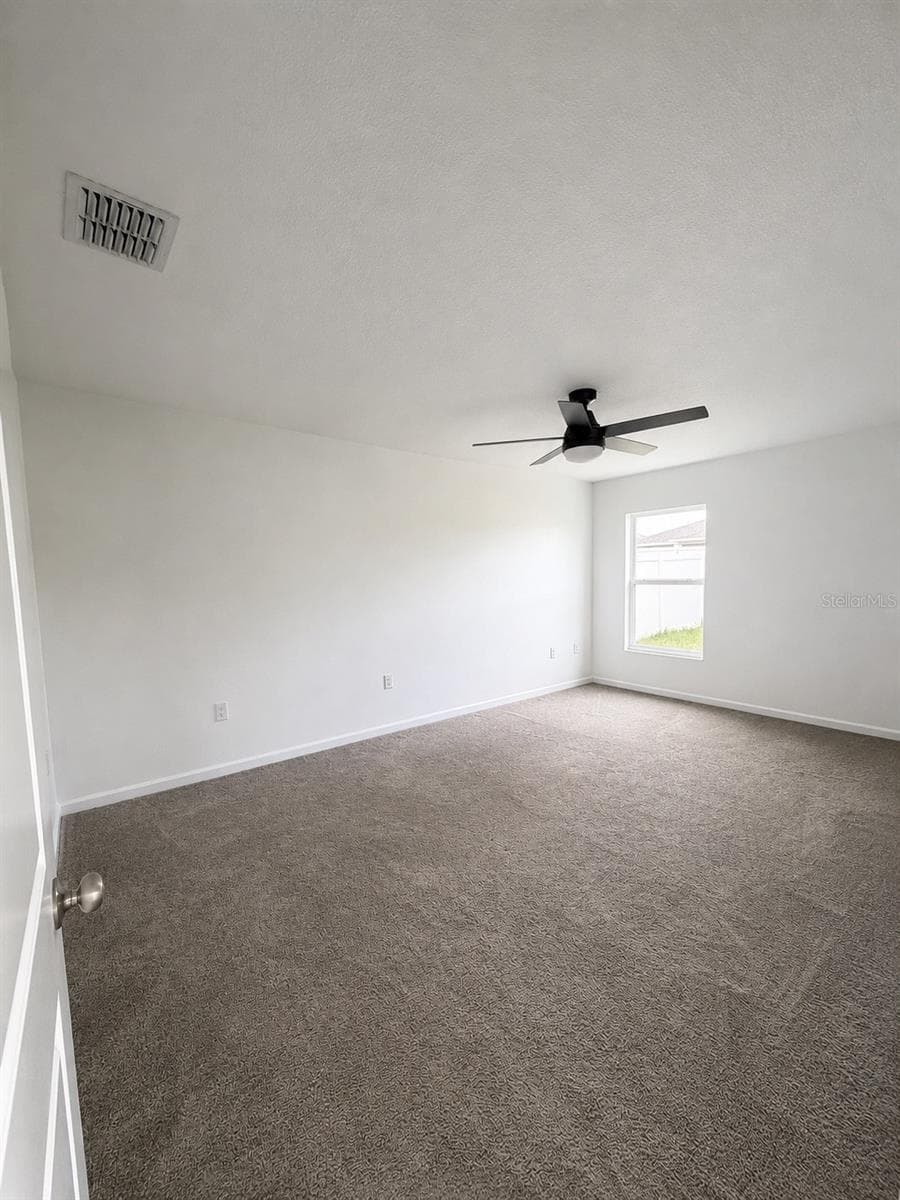 495 TAFT DRIVE — photo 15 of 22