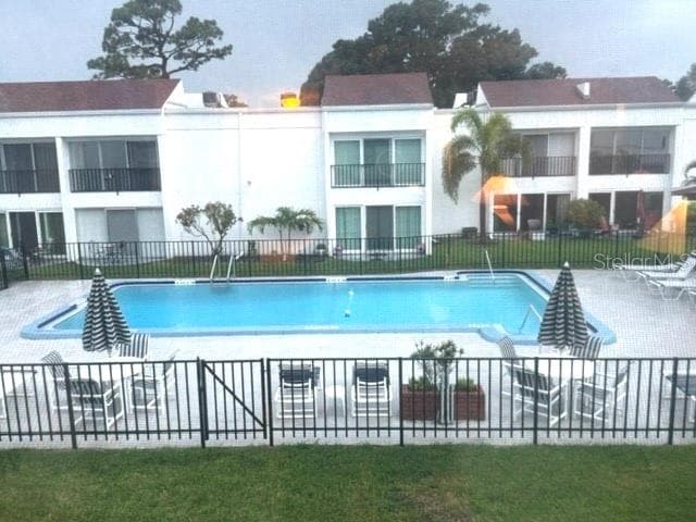 2060 MARILYN STREET — photo 7 of 13
