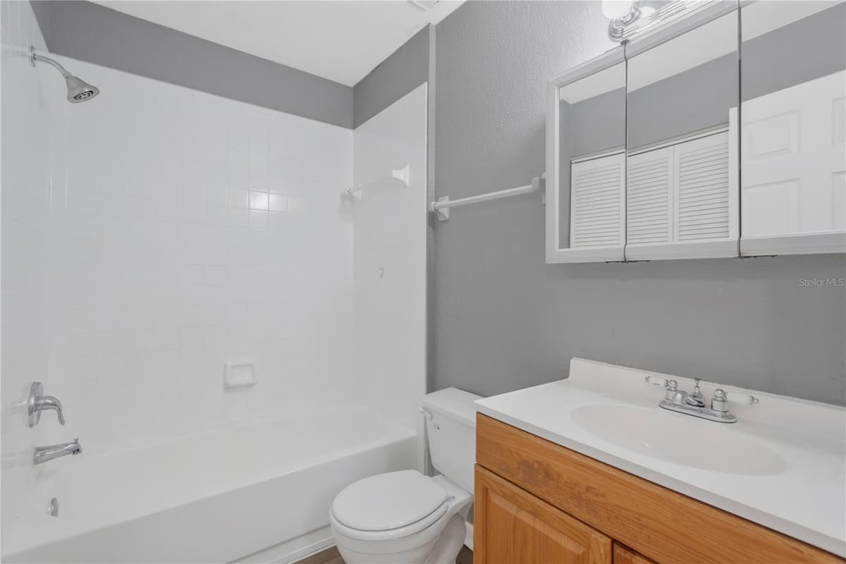 5440 S MACDILL AVE — photo 13 of 22
