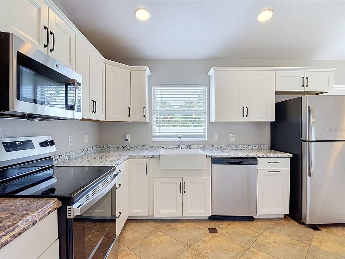2198 ALLIANCE AVENUE — photo 19 of 45