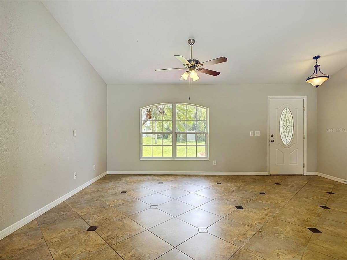 2198 ALLIANCE AVENUE — photo 10 of 45
