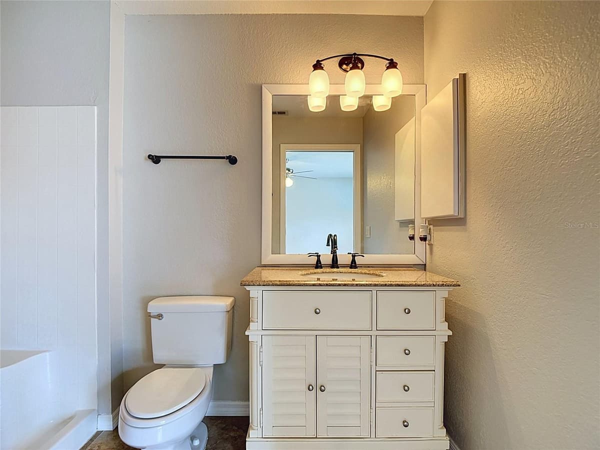 2198 ALLIANCE AVENUE — photo 36 of 45
