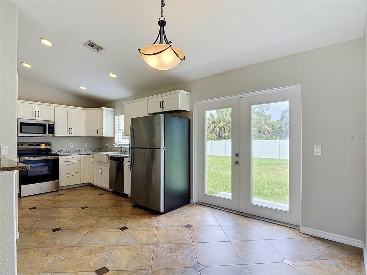 2198 ALLIANCE AVENUE — photo 15 of 45